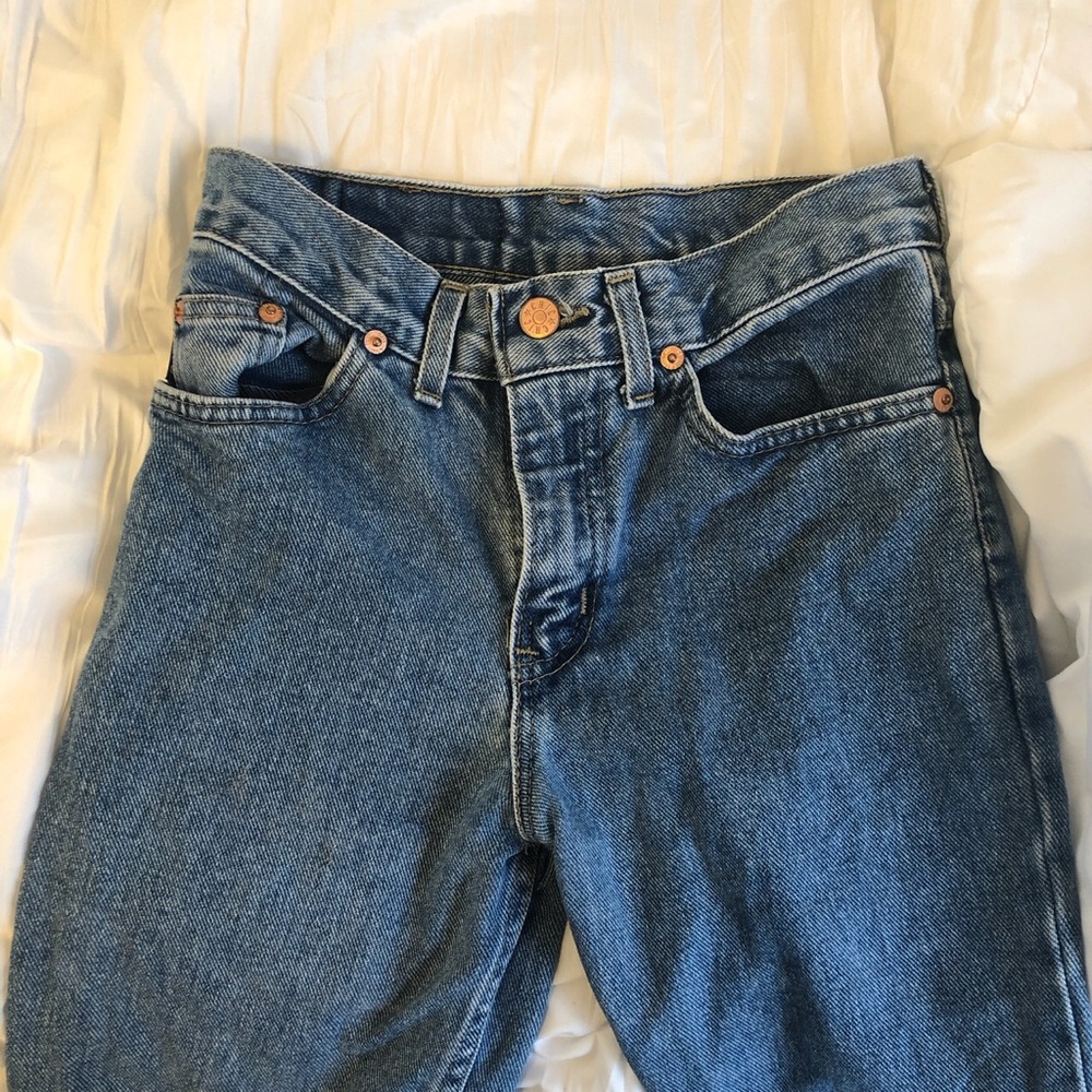Vintage chic jeans! Great condition!